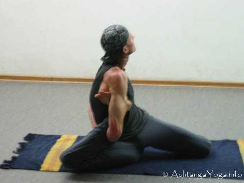 Yoga Dandasana - Ashtanga Vinyasa Yoga; Das Kratzen an den Grenzen des M�glichen. - Advanced B Series (Sthira Bhaga). 
