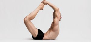 Pādāṅguṣṭha Dhanurāsana A