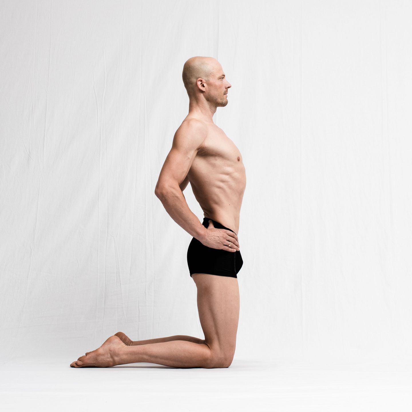 Ushtrasana - Ausgansposition