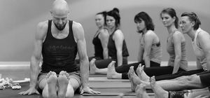 Ashtanga Yoga 2. Serie: ganz sanft  - <b>ONLINE</b>